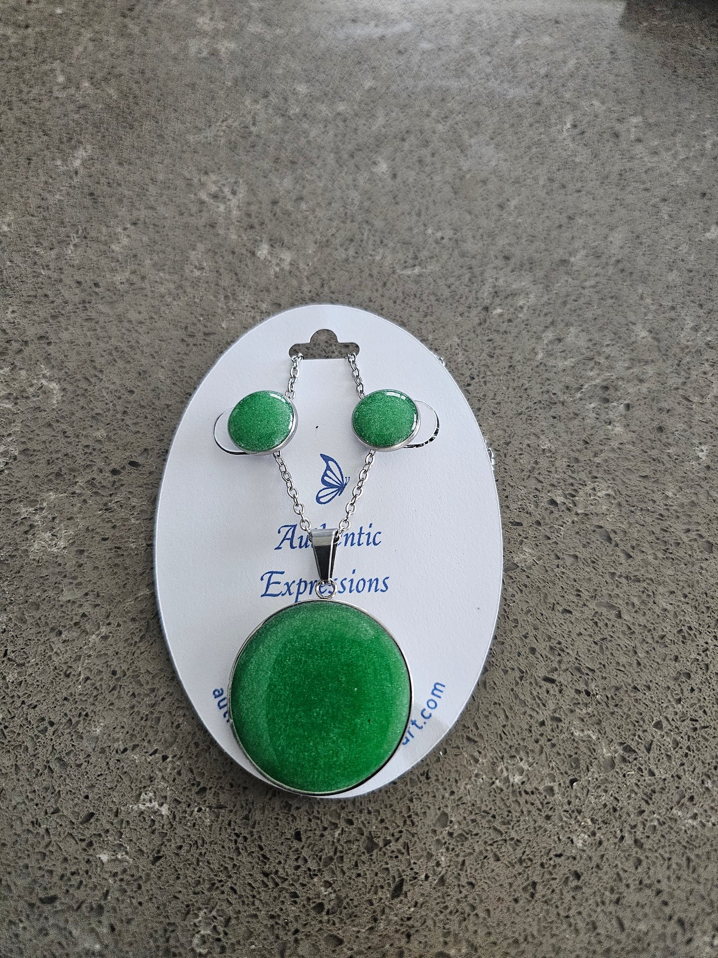 Resin Earrings and Necklace Gift Set