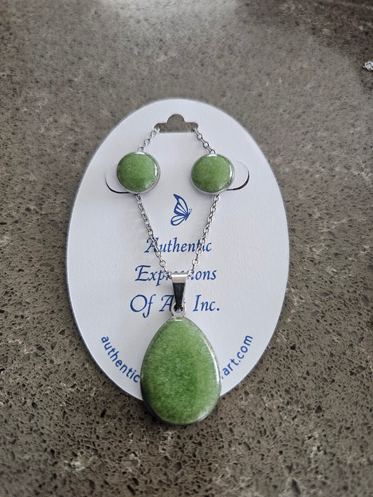 Earring and Necklace Set - Pistachio