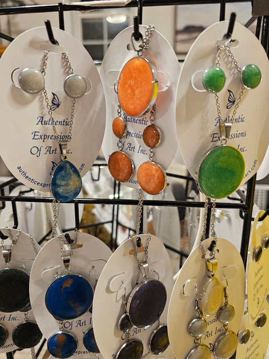 Resin Earrings and Necklace Gift Set